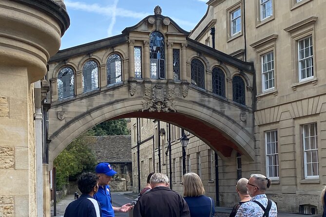 Oxford | Alumni-Led Walking Tour W/Opt New College - Personalized Attention in Small Groups