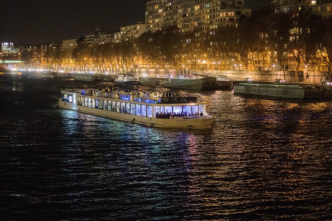 Paris Gourmet Dinner Seine River Cruise With Singer and DJ Set - Accessibility and Booking Information