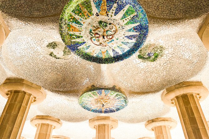 Park Guell & Sagrada Familia Tour With Skip the Line Tickets - Accessibility and Participation