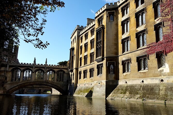 Shared Guided Punting Tour of Cambridge - Memorable Experiences