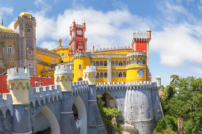 Sintra Small Group Tour From Lisbon: Pena Palace Ticket Included - Traveler Reviews and Recommendations