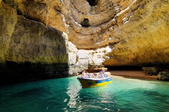 Traditional Tour - Benagil Cave - Cultural Immersion