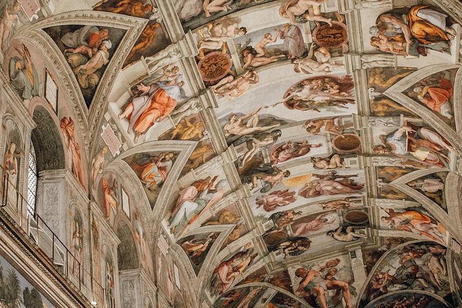 Early Vatican Museums Tour: The Best of the Sistine Chapel - Navigating the Crowds and Logistics