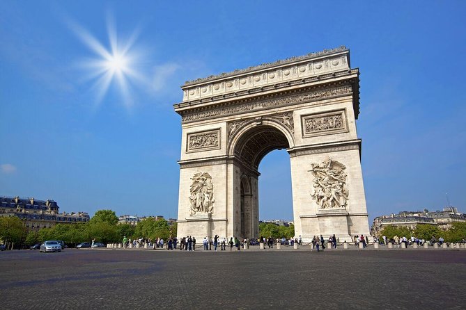 Guided Luxury Paris Day Trip With Optional Lunch at the Eiffel Tower - Itinerary Highlights