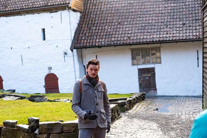 Walking Tour in Bergen of the Past and Present - Understanding the Tours Accessibility and Logistics