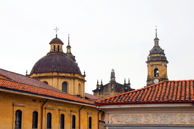 Graffiti Tour in La Candelaria Bogotá - Key Points