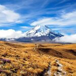 hiking in cotopaxi national park