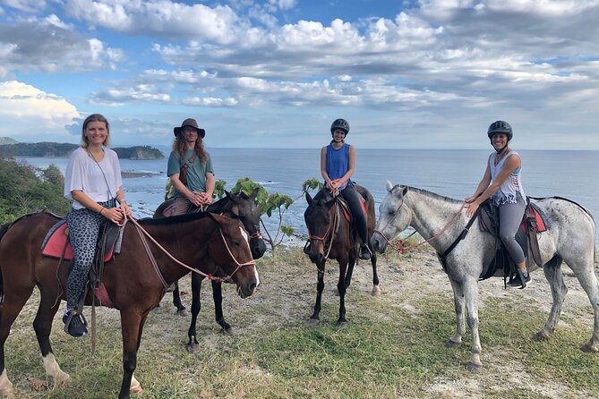 JUNGLE/ MOUTAIN AND BEACH TOUR HORSEBACK RIDING - 2h 1/2 - Key Points