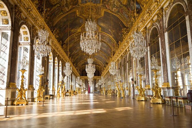 Palace of Versailles Skip the Line Guided Tour - Key Points