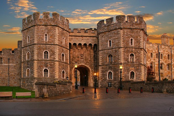 Stonehenge, Windsor Castle and Bath Full Day Guided Tour - Key Points