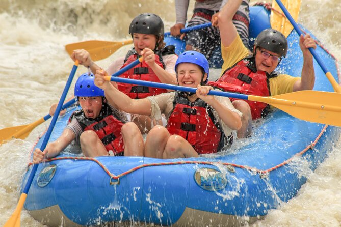 Whitewater Rafting Naranjo River From Manuel Antonio Class III-IV - Overview of the Whitewater Rafting Experience