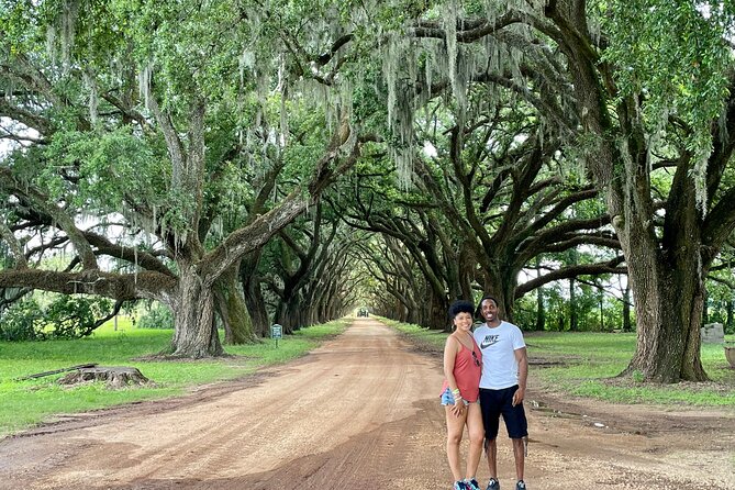 Airboat and Plantations Tour With Gourmet Lunch From New Orleans - Inclusions and Special Accommodations