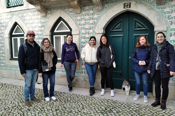 Alfama and Mouraria Tour - the Oldest Neighbourhoods in Lisbon - Exceptional Tour Guides and Their Unique Experiences