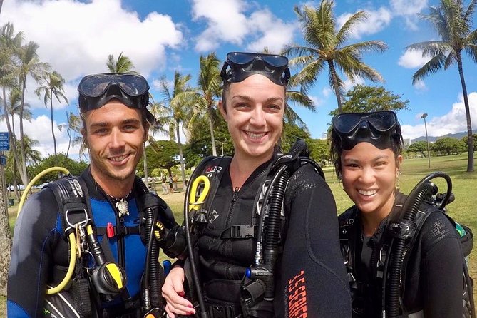 Beginner Scuba Diving Adventure With Videos in Honolulu - Meeting and Logistics