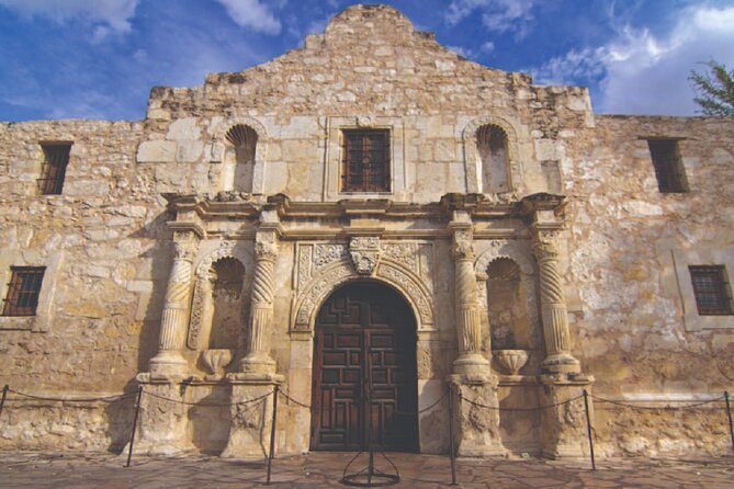 Best of San Antonio Small Group Tour With Boat + Tower + Alamo - Inclusions and Logistics