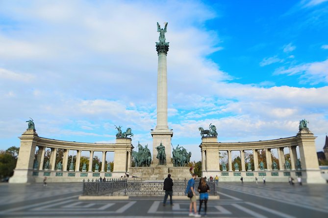 Budapest Private Luxury Sightseeing Tour - Itinerary and Attractions