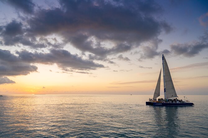 Champagne Sunset Catamaran Cruise in Key West - Amenities and Inclusions