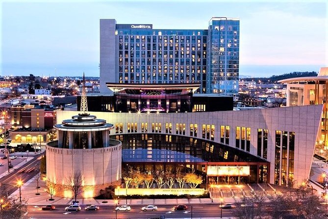 Discover Nashville City Tour With Entry to Ryman & Country Music Hall of Fame - Meeting and Accessibility Information