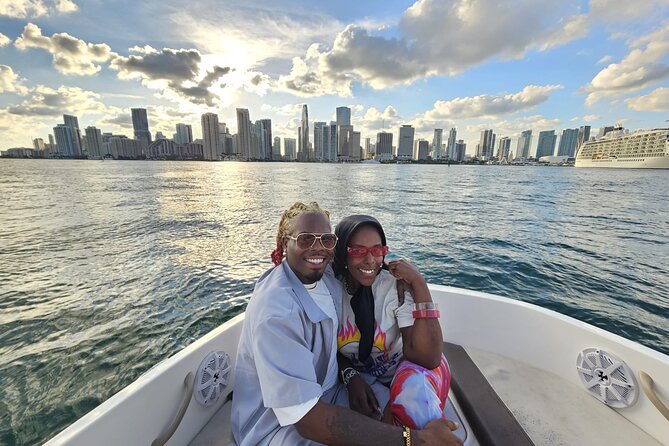 2 Hrs Miami Private Boat Tour With Cooler, Ice, Bluetooth Stereo - Onboard Amenities and Conveniences