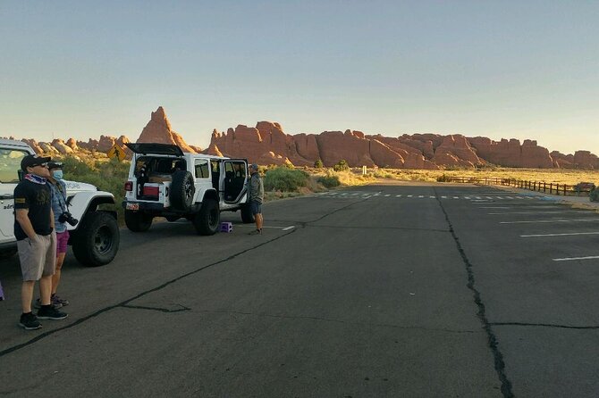 Arches National Park Back Country Adventure From Moab - Marveling at the Iconic Arches and Formations