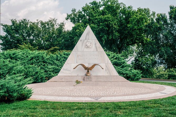 Arlington National Cemetery Walking Tour & Changing of the Guards - Included Services