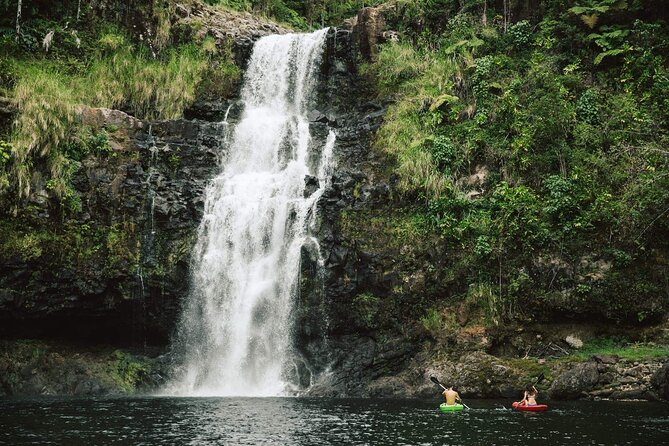 Big Island Waterfalls Tour With Swimming and Botanical Garden - Waipio Valley Lookout