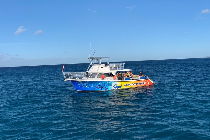 BYOB Sunset Cruise off the Waikiki Coast - Customer Reviews and Experiences