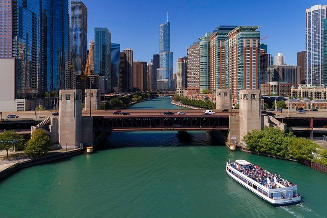 Chicago Lake and River Architecture Tour - Onboard Experience