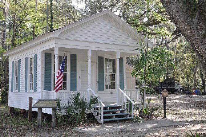 Daufuskie Island Guided History Tour From Hilton Head - Discovering the Mary Fields School