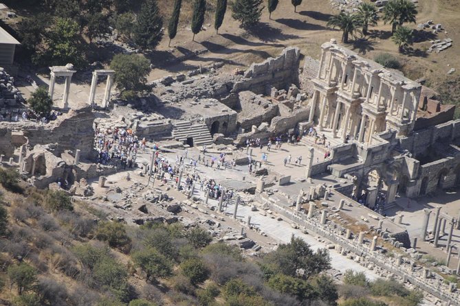 Ephesus Tour With Virgin Mary From Izmir All Inclusive - Admiring the Temple of Artemis