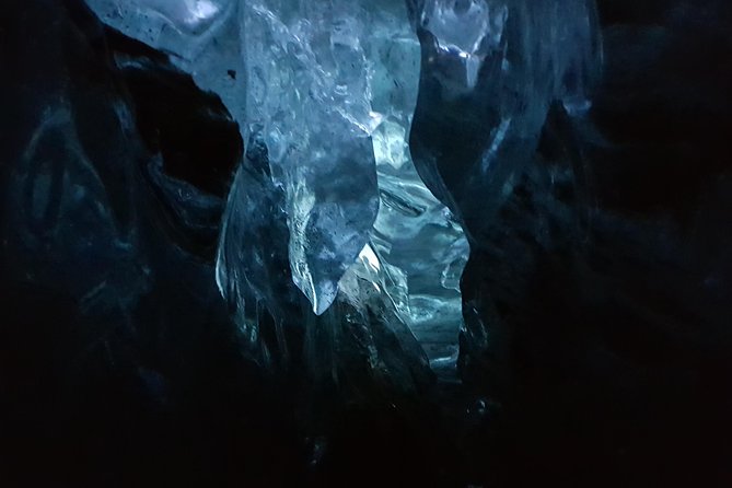 Frozen Wonders : Small Group Ice Cave Tour - Avoiding Crowds and Maximizing Beauty