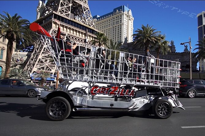 Giant Shopping Cart Limo Ride in Las Vegas - Music and Interaction