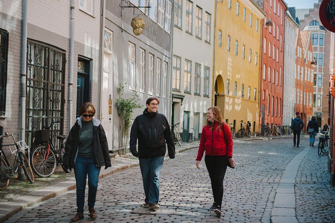 Good Morning, Copenhagen: Feel The Danish Hygge & Happiness - Taking in Copenhagens Quiet Green Spaces