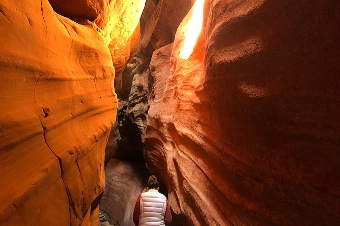 Guided Hike Through Peek-A-Boo Slot Canyon (Small Group) - Meeting Point and Logistics