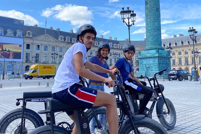 Paris Sightseeing Family Friendly Guided Electric Bike Tour - Meeting and Pickup Details