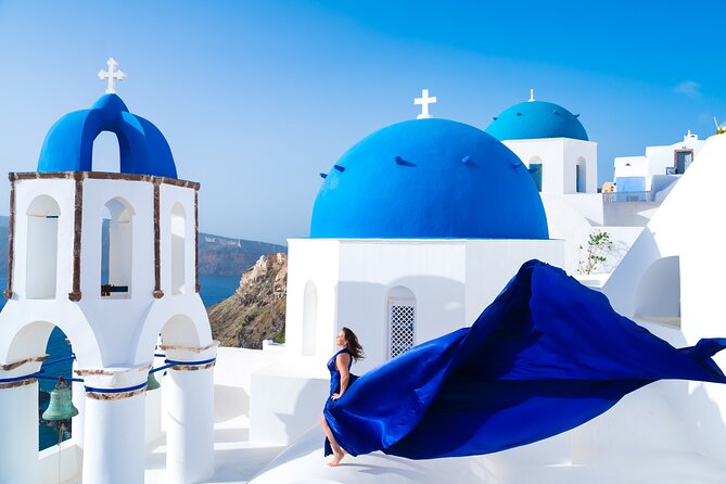 Private Flying Dress Photoshoot 2h in Santorini, Pick up Included - Pickup and Scheduling