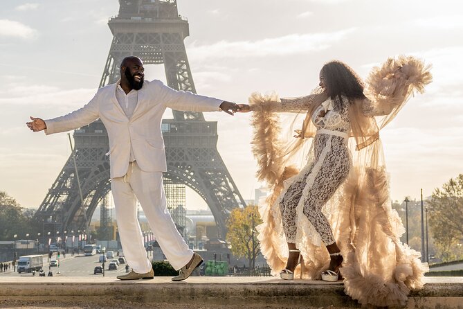 Private Guided Professional Photoshoot by the Eiffel Tower - Accessibility and Participation