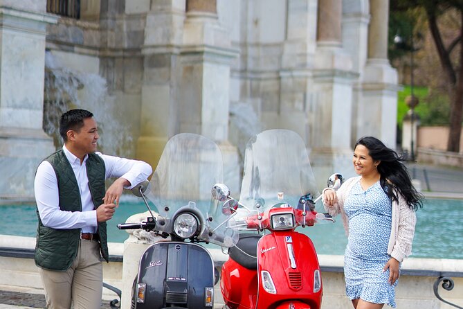 Rome Vespa Tour With Professional Photographer - Navigating the Bustling City