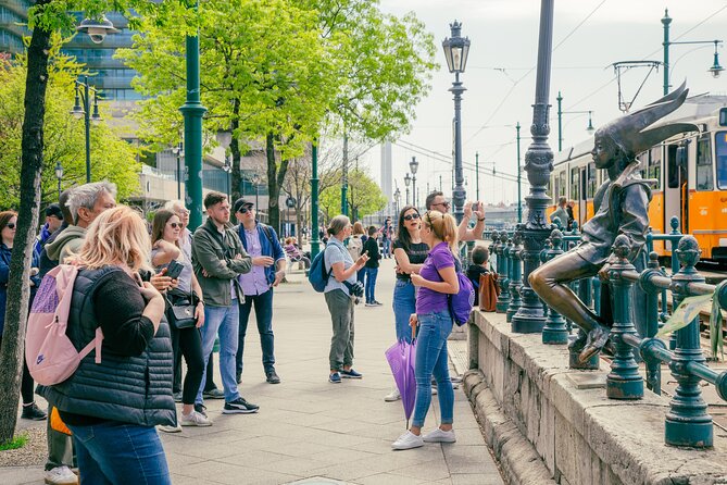 Walking Tour Budapest Incl. the Shoes on the Danube Bank - Photographic Opportunities