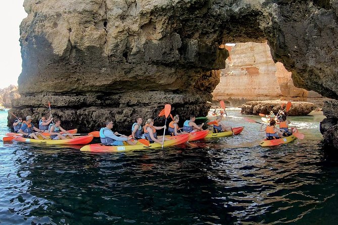 2-Hour Kayak Tour of Ponta Da Piedade Caves and Beaches - Meeting Point and Accessibility