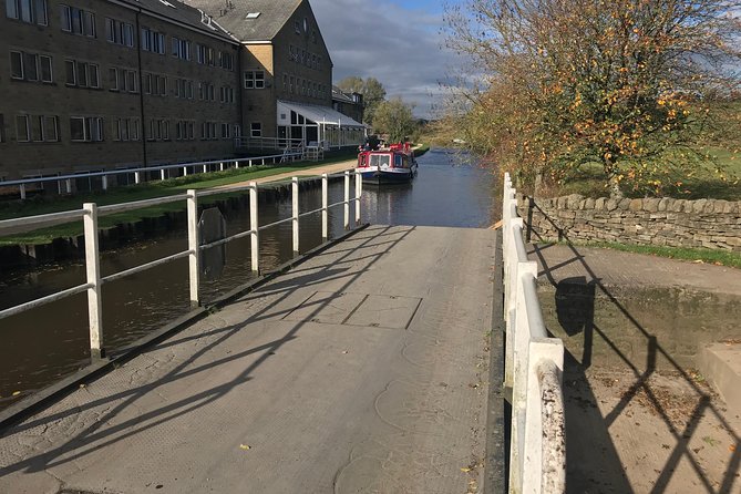 Afternoon Tea Cruise in North Yorkshire - Included in the Experience