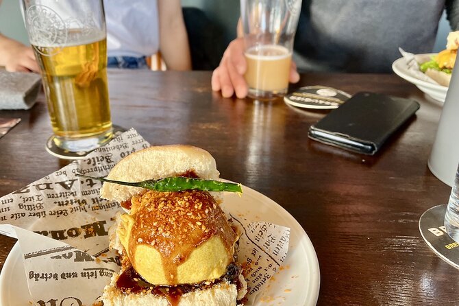 Berlin Craft Beer and Cultural Tour With Snack - Enjoyment of Beers and Snacks