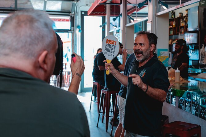 Bikes, Bites, and Brews: Chicagos Signature Dishes Bike Tour - Scenic Stops and Photo Opportunities