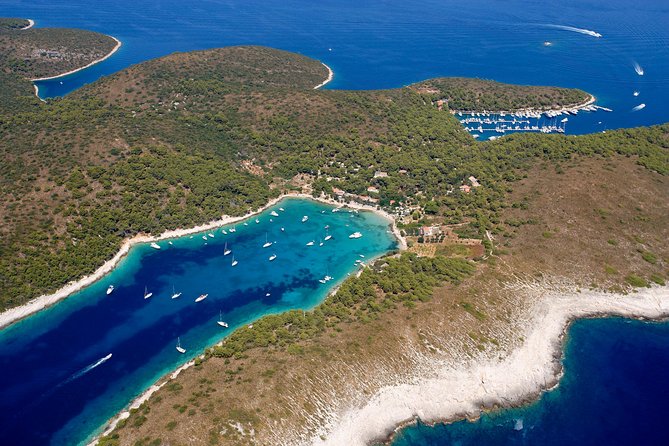 Blue Cave and Pakleni Islands Group Tour From Hvar - Exploring the Blue Cave