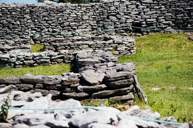 Caherconnell Fort & Sheepdog Demonstrations - Discovering the Forts Fascinating History