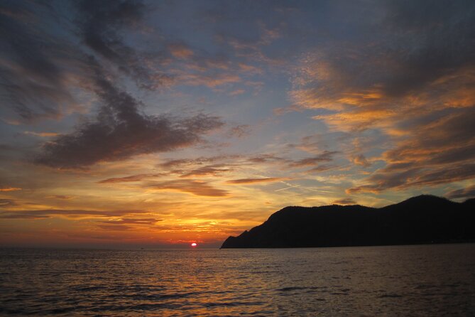 Cinque Terre Sunset Boat Tour Experience - Delectable Aperitifs and Local Delicacies