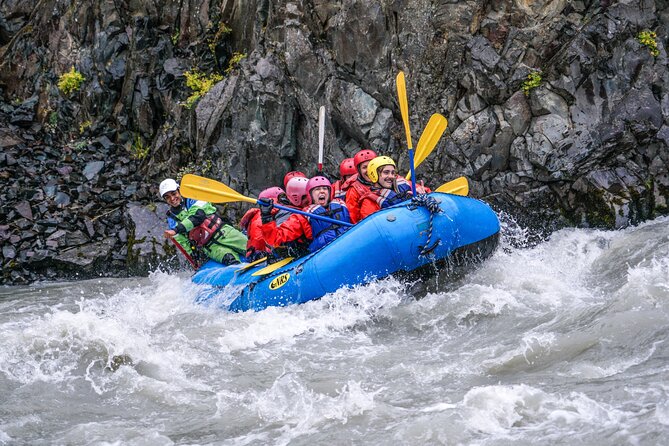 Family Rafting Day Trip From Hafgrímsstaðir: Grade 2 White Water Rafting on the West Glacial River - Navigating the West Glacial River