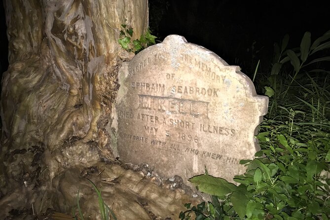 Ghosts of Charleston Night-Time Walking Tour With Unitarian Church Graveyard - Historical and Supernatural Insights