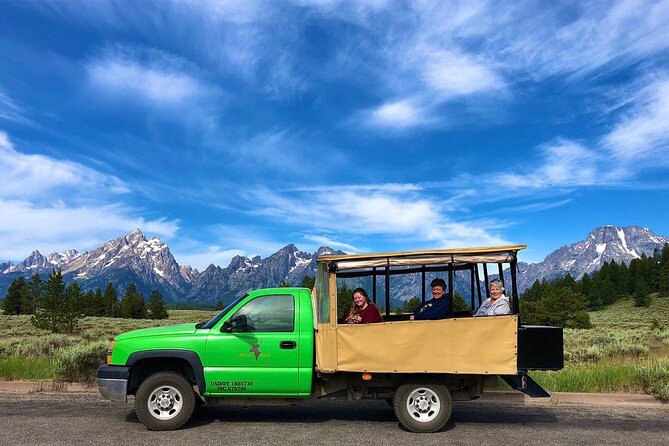 Grand Teton Wildlife Safari in a Enclosed or Open-Air Vehicle (Season Dependent) - Recommended Gear and Preparation