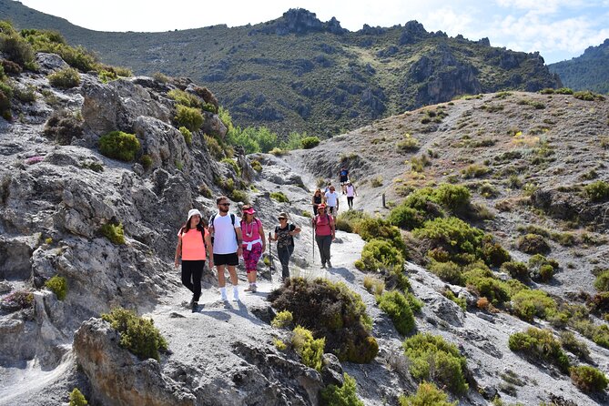 Hiking in the Canyon of the Monachil Cubs in Granada - Meeting Point and Logistics